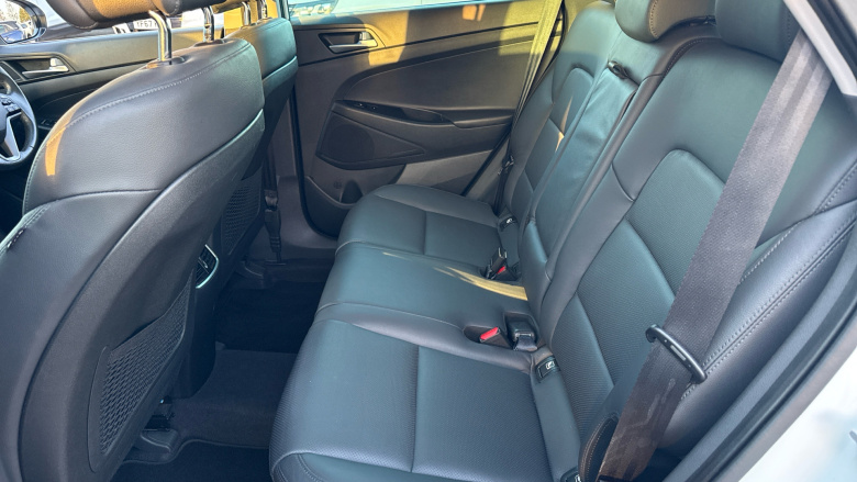 Hyundai Tucson 1.7 CRDi Blue Drive Sport Edition 5dr 2WD DCT Diesel Estate